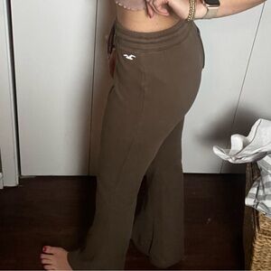 Hollister Women's brown Flared Sweatpants
